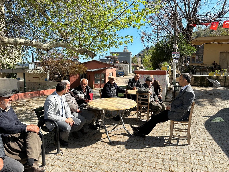 KAYMAKAMIMIZ SAYIN NEVZAT ŞENGÖK, DEĞİRMENÇAY VE UZUNKAŞ MAHALLELERİMİZDEKİ VATANDAŞLARIMIZLA BİR ARAYA GELDİ. 